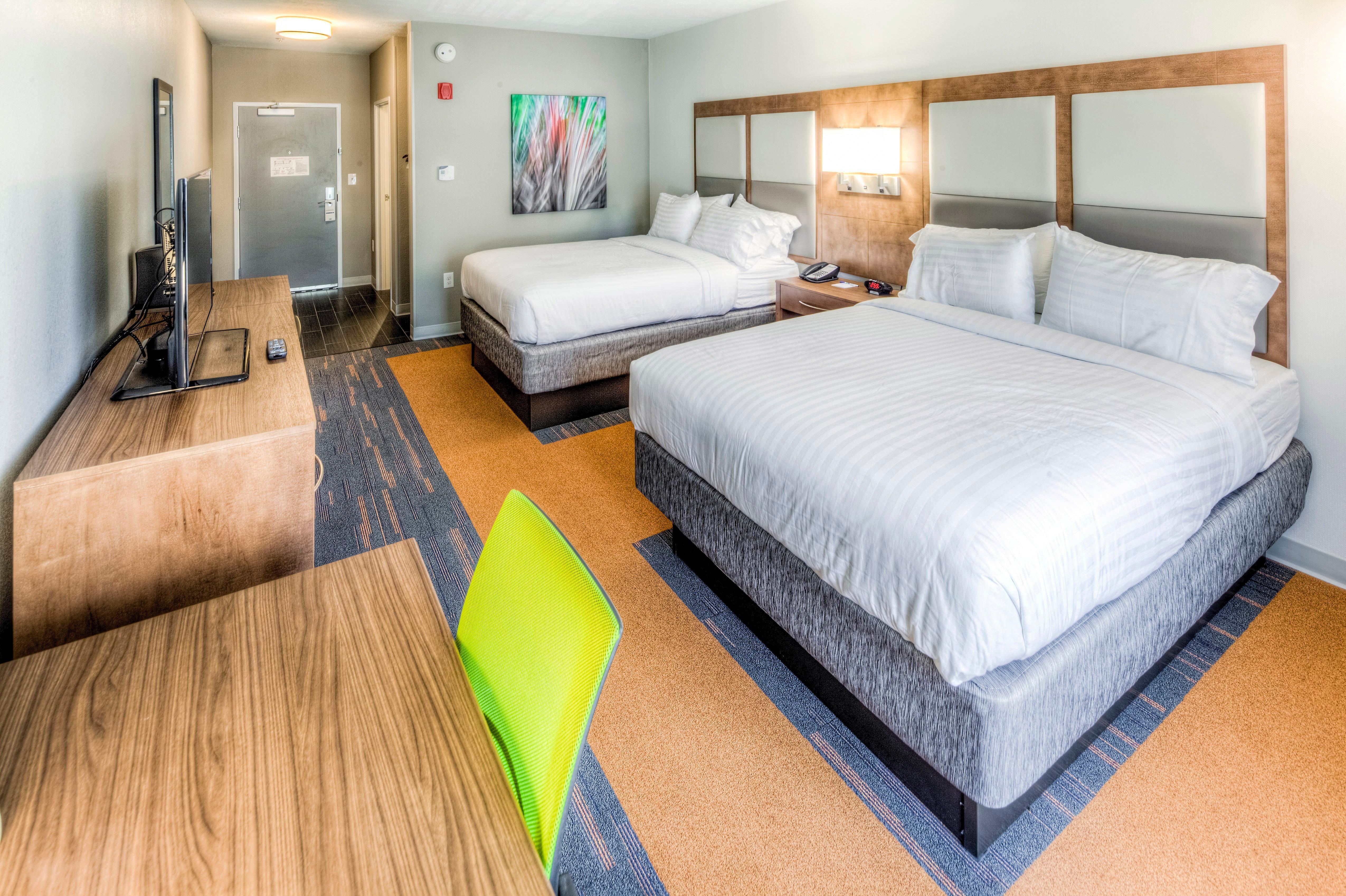 Holiday Inn Express & Suites Cleveland/Westlake By Ihg Екстериор снимка