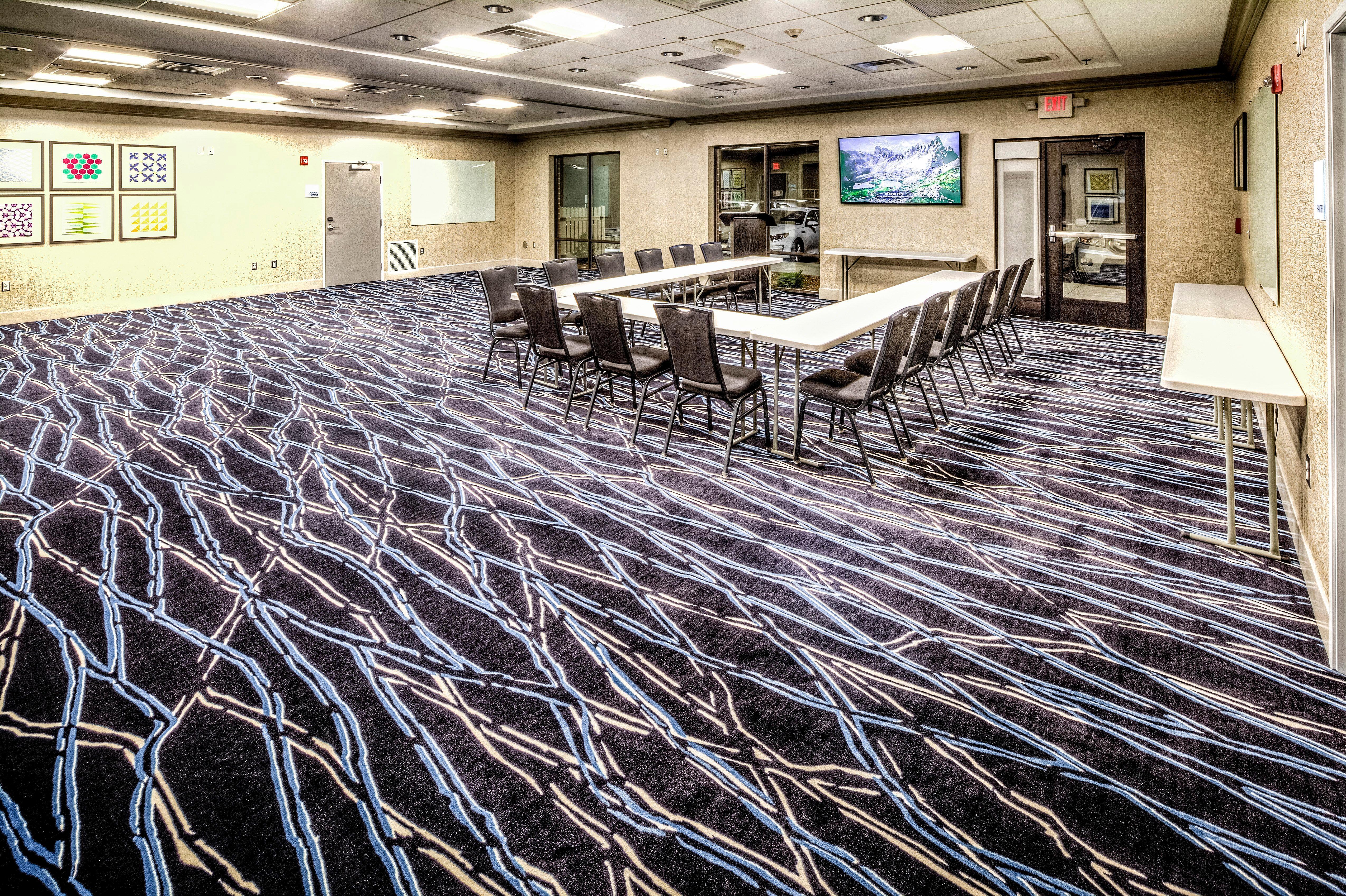 Holiday Inn Express & Suites Cleveland/Westlake By Ihg Екстериор снимка